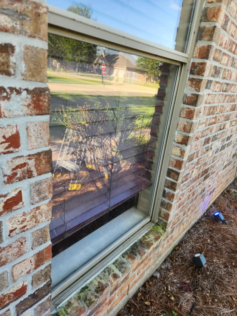 window-cleaning-after-Riverfront-Window-Cleaning-in-Covington