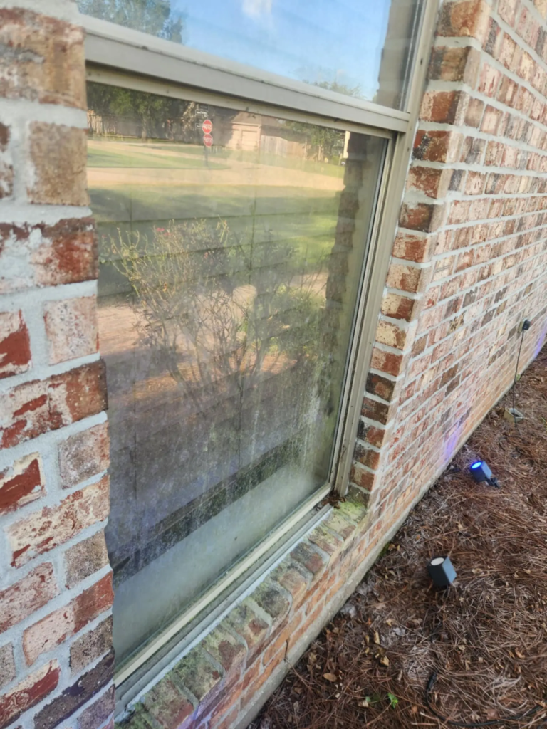 window-cleaning-before-with-Riverfront-Window-Cleaning-in-Covington